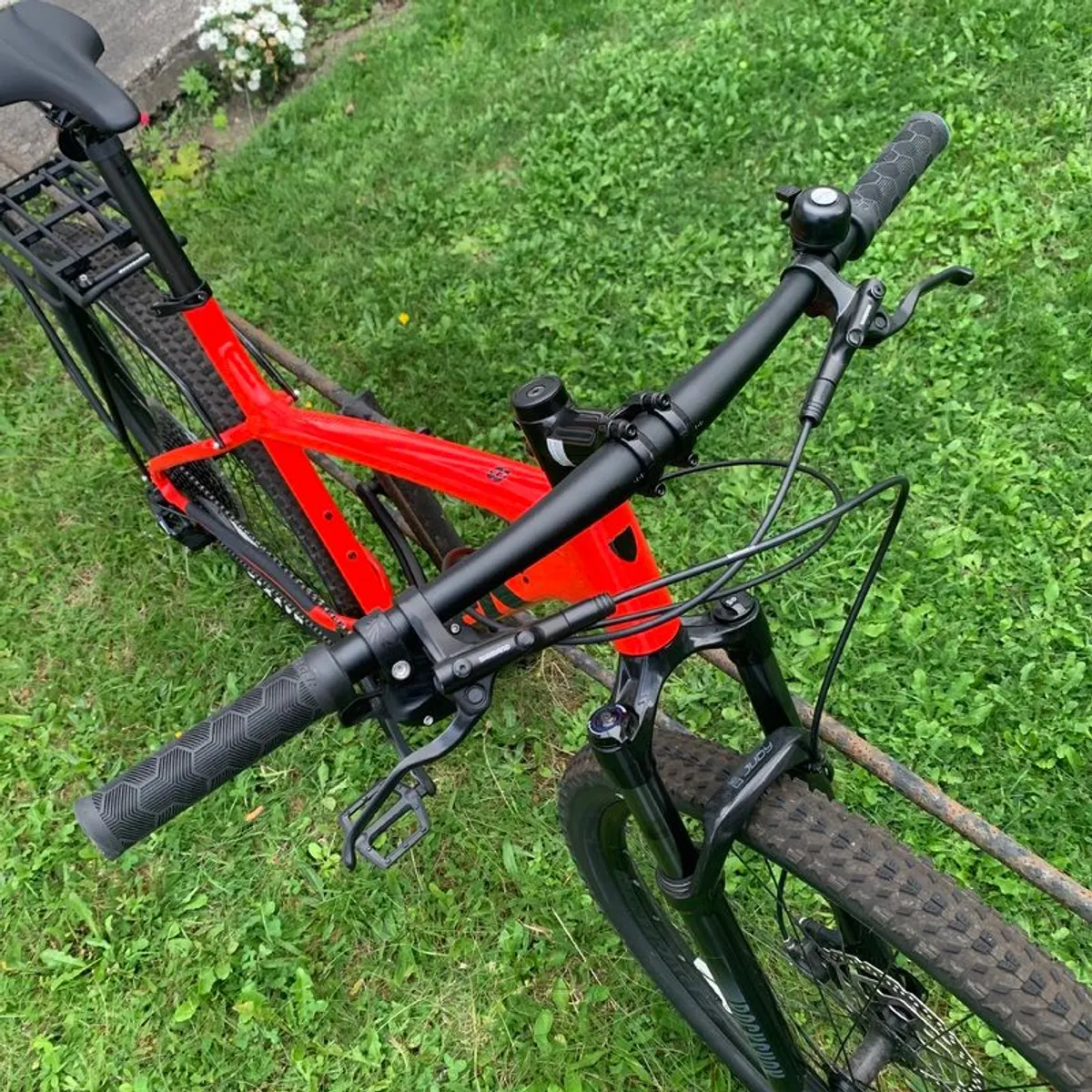 TREK Marlin 8 Mountain Bike - Size L - Pristine Excellent Condition - Image 3