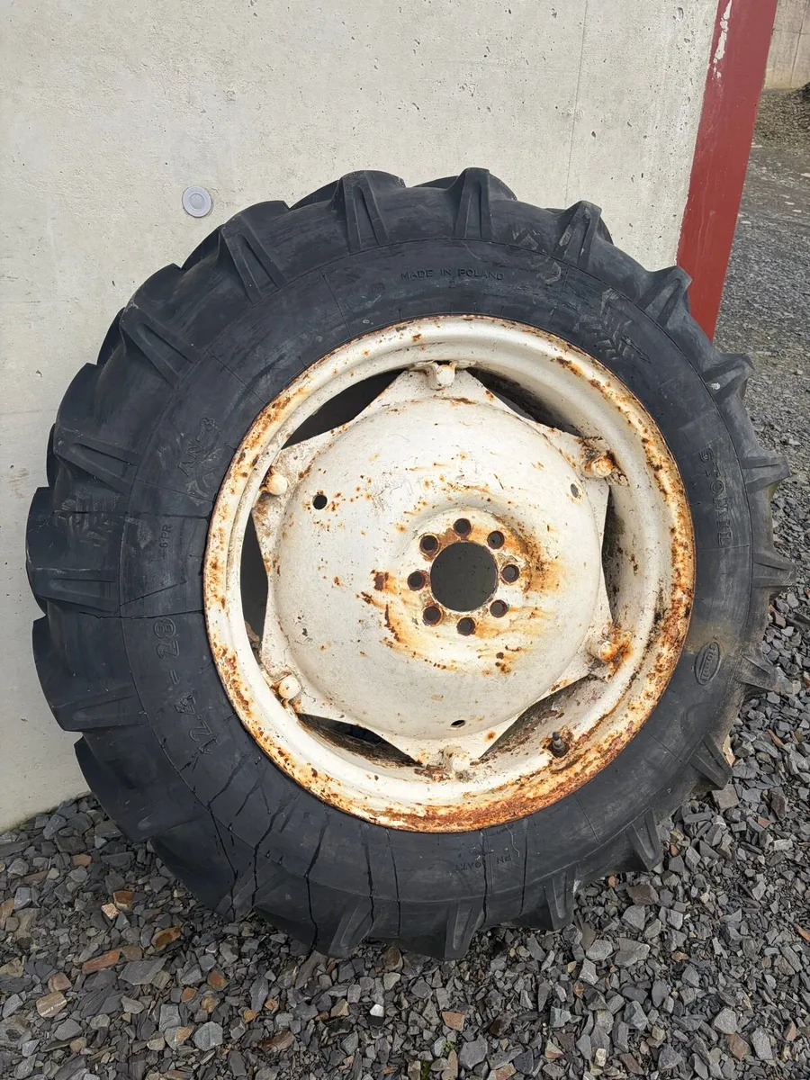 Wheels and tyres - Image 4