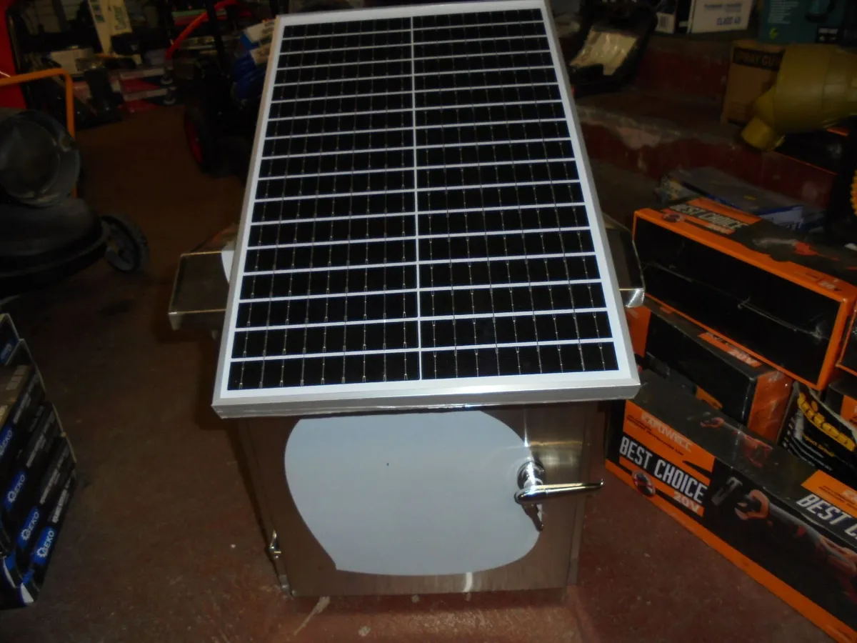 Solar fence energisers - Image 1