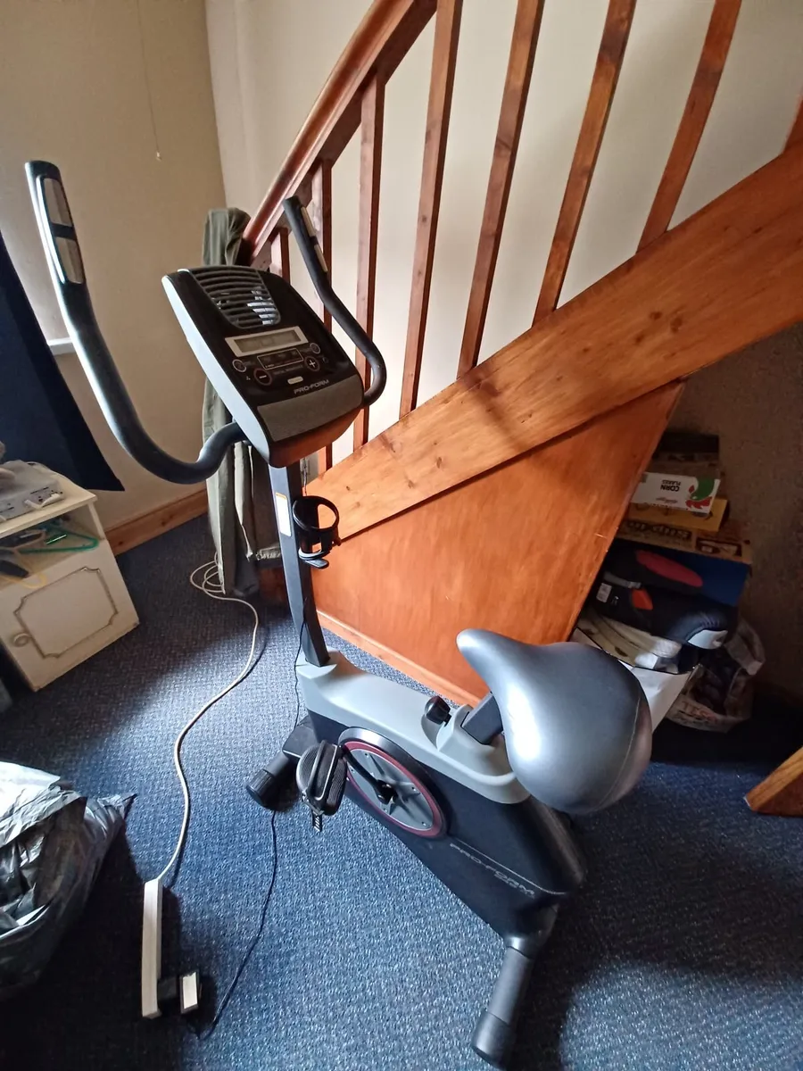 Exercise bike - Image 1