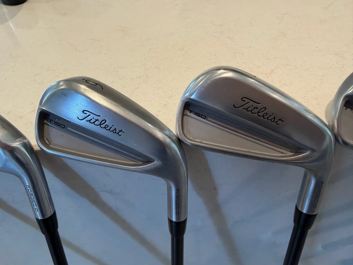 Must see Titleist irons and wedges - as new - Image 4