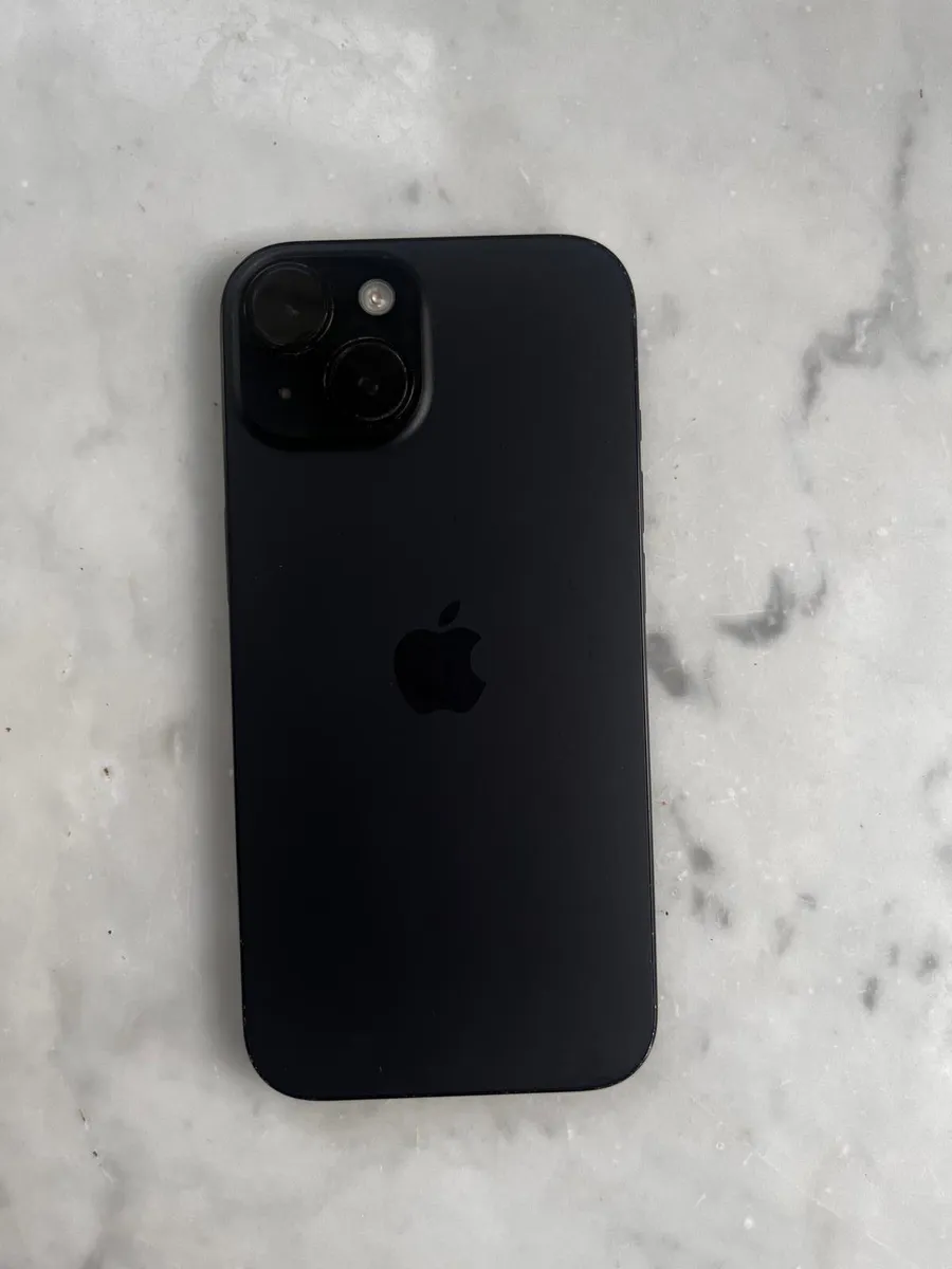 iPhone 15 256GB - Image 2