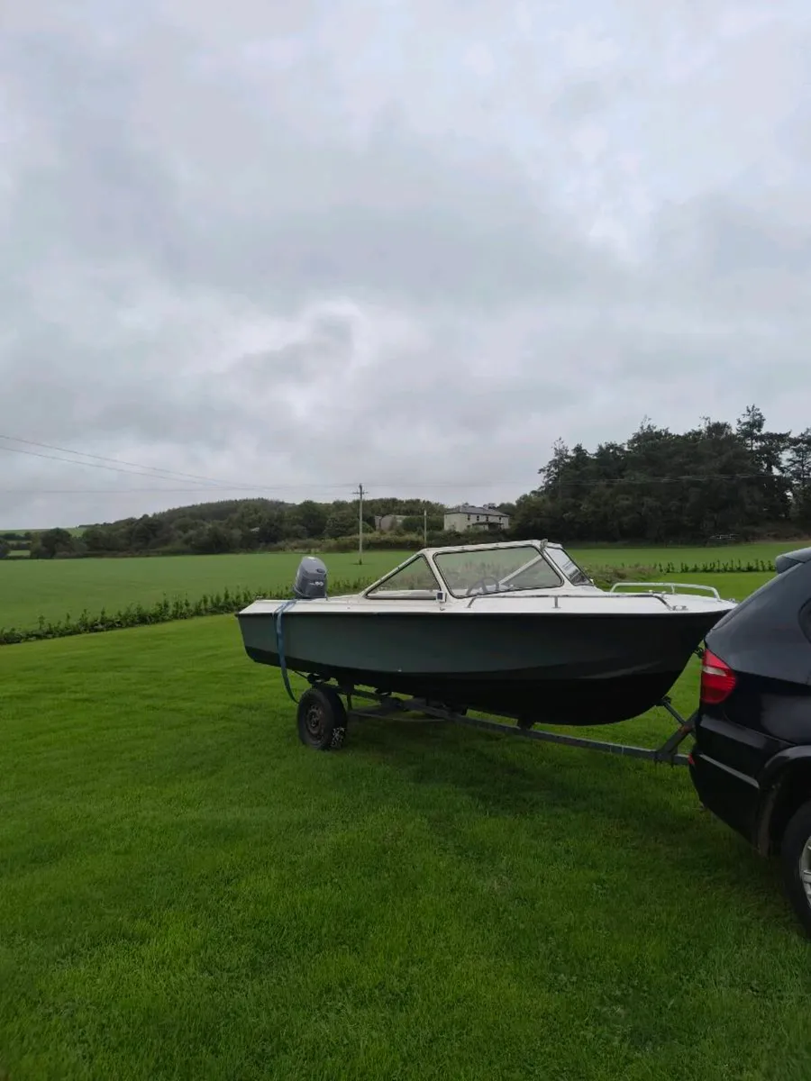 Fishing boat - Image 3