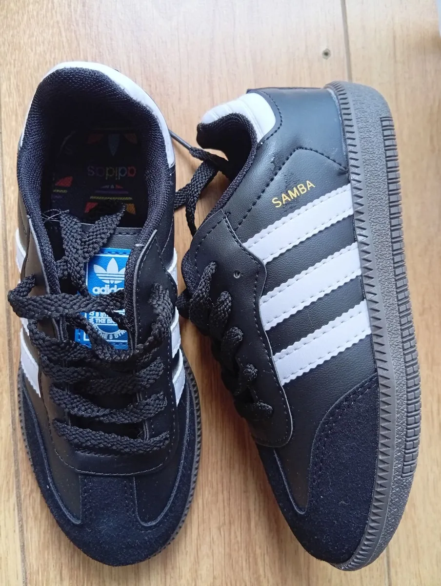 Shoe boys - Image 2
