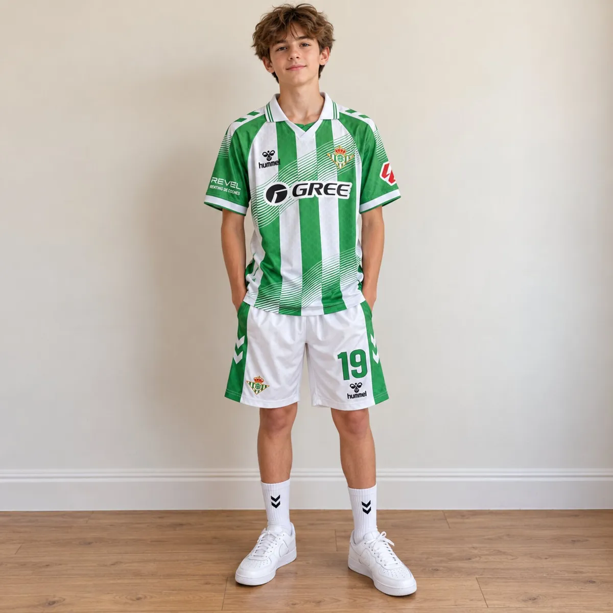 Troy parrott kids kit 19 Real Betis 26/27 j - Image 2