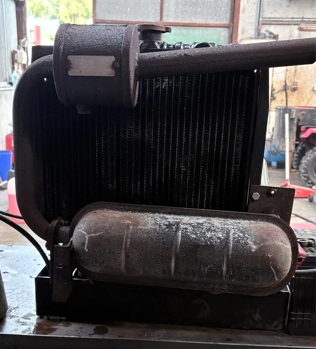 Kubota D722 Engine - Image 4