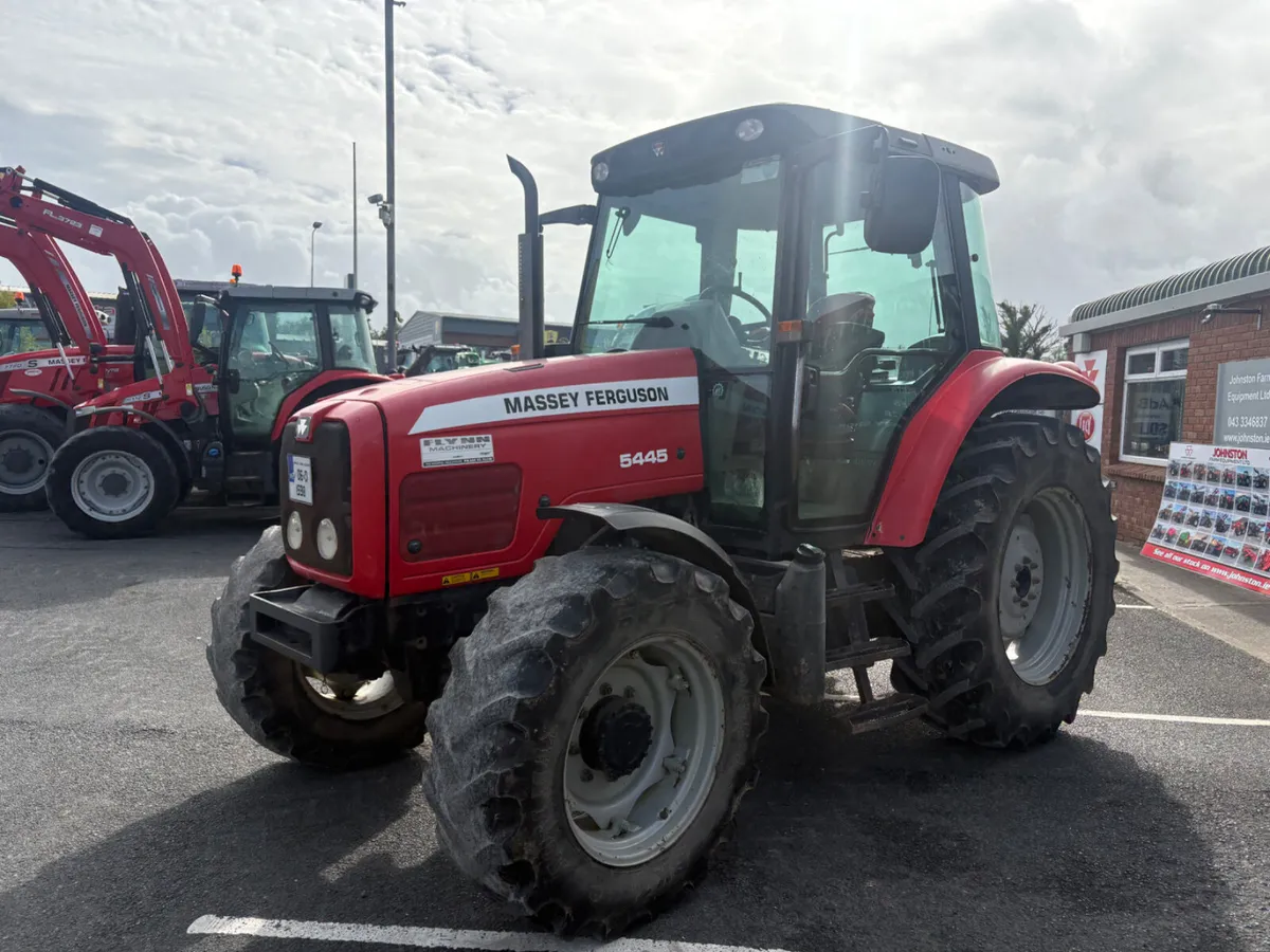 2006 Massey Ferguson 5445 - Image 3