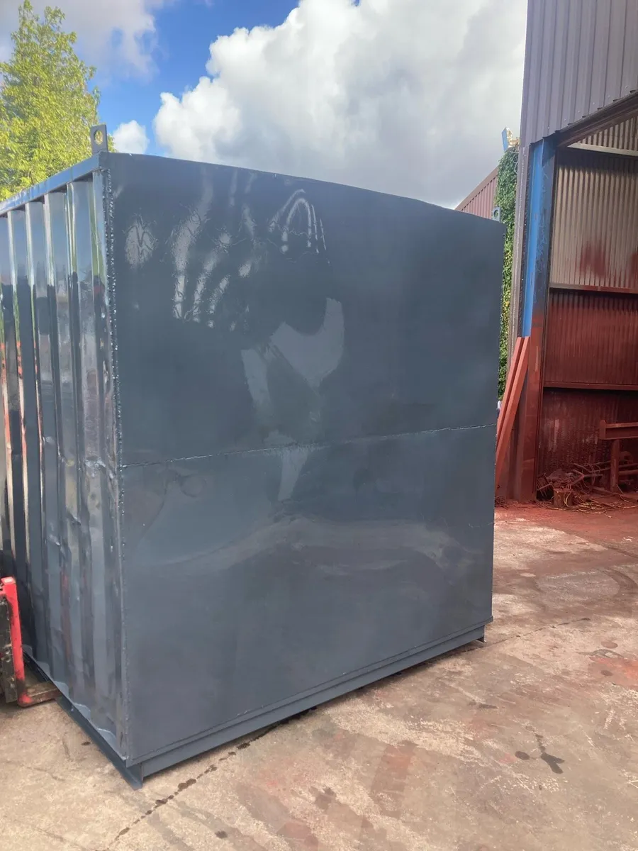 Shipping container  8’ X 10’ - Image 2