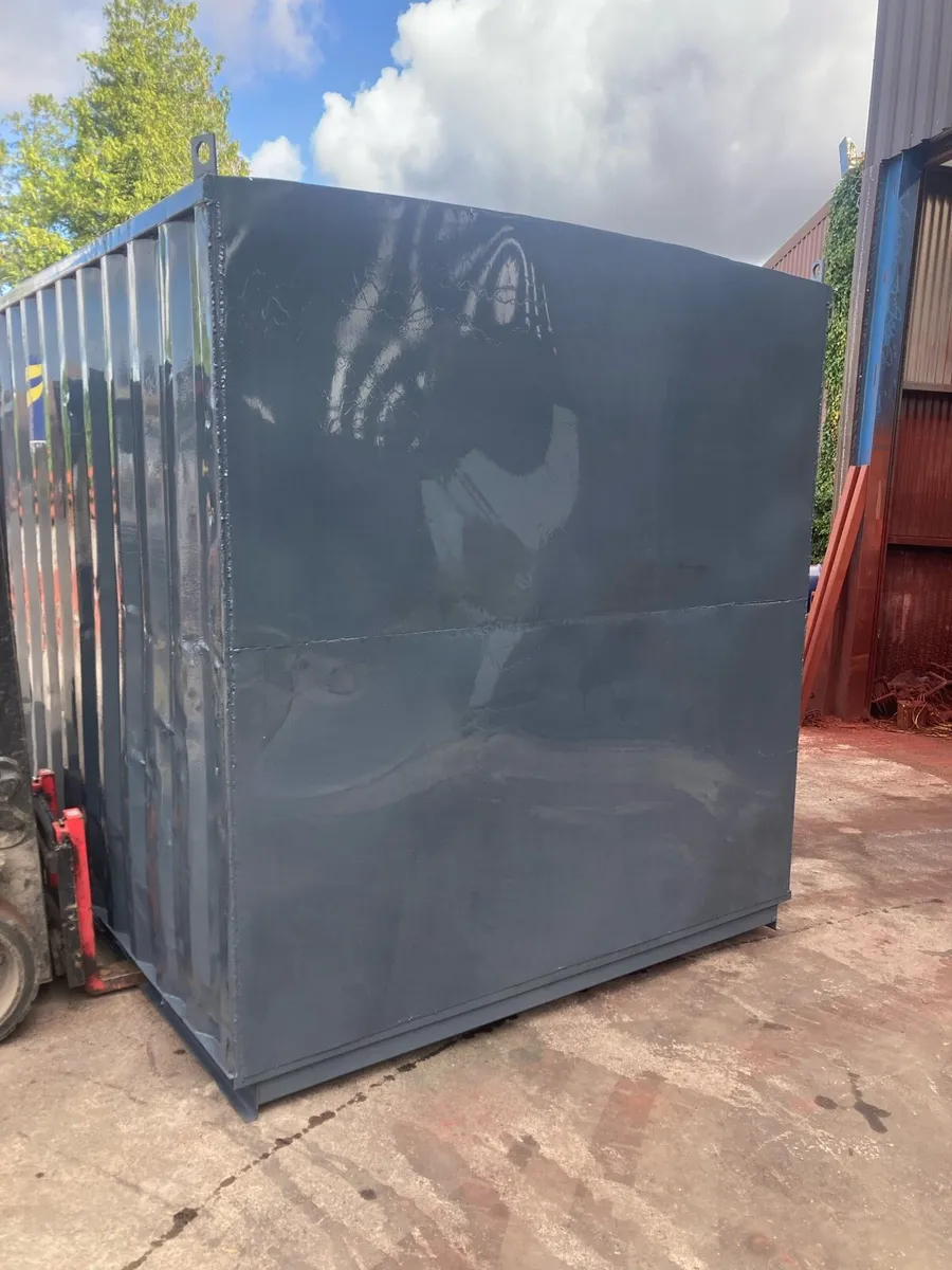 Shipping container  8’ X 10’ - Image 4
