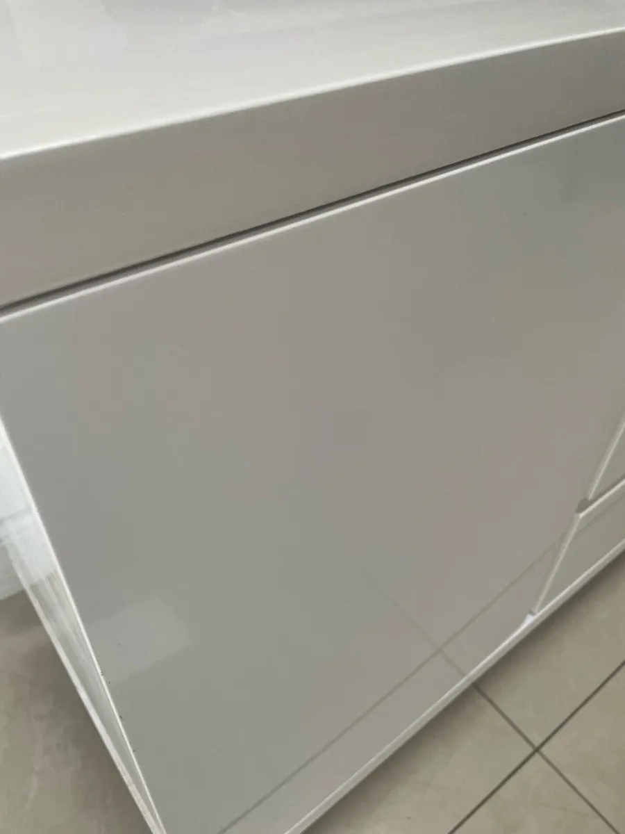 Side board - Image 4