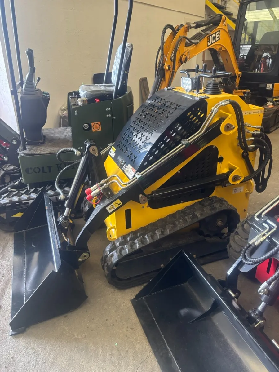 Delano T360 Tracked Pedestrian Skid Steer - Image 3