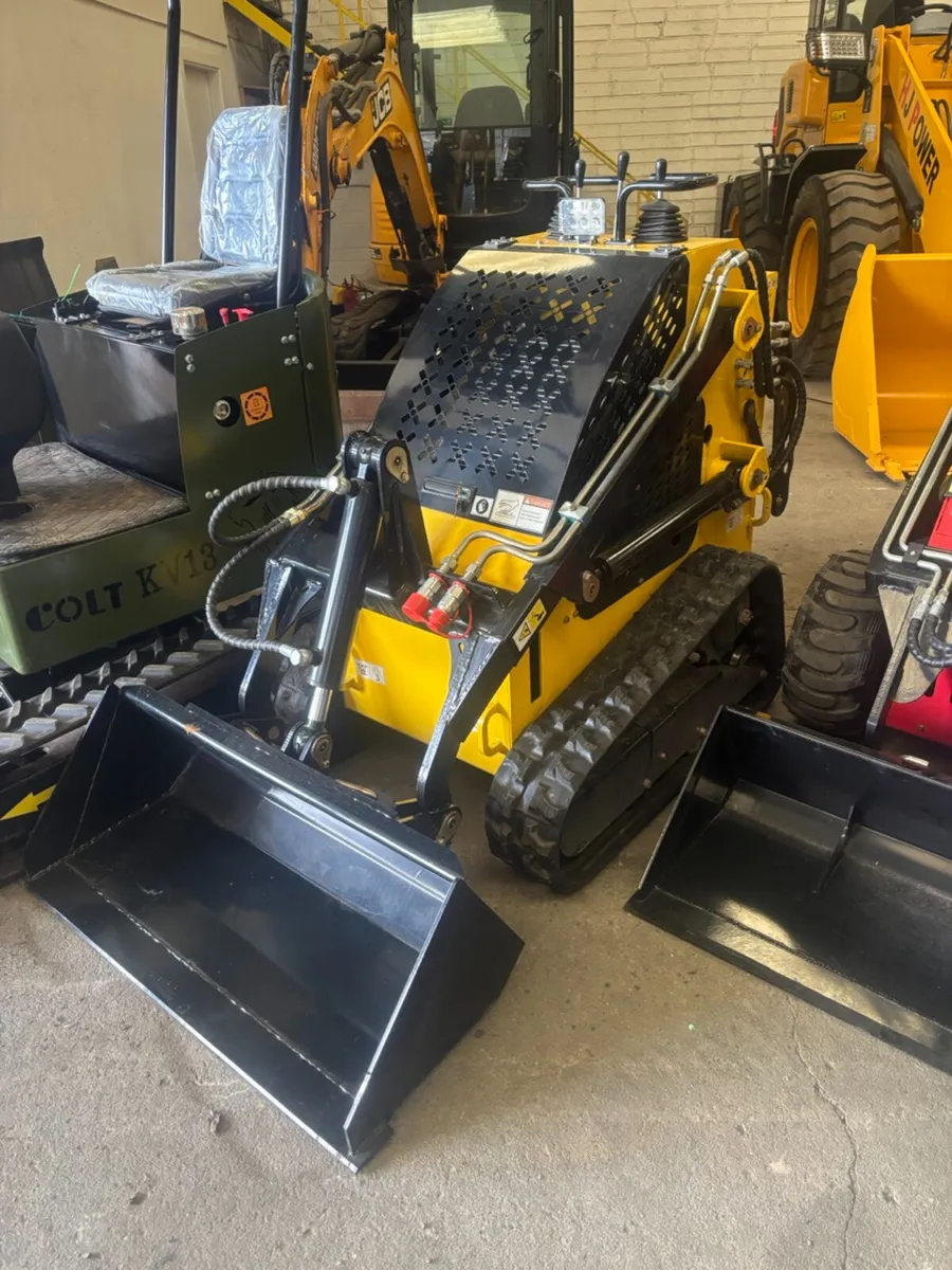 Delano T360 Tracked Pedestrian Skid Steer - Image 2