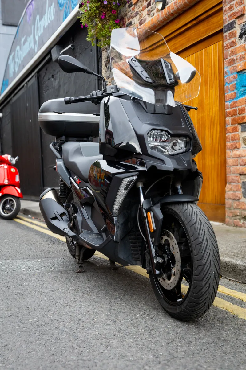 BMW C400X 2024 - Image 2