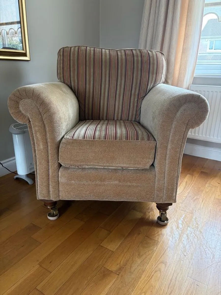 Armchair - Image 2
