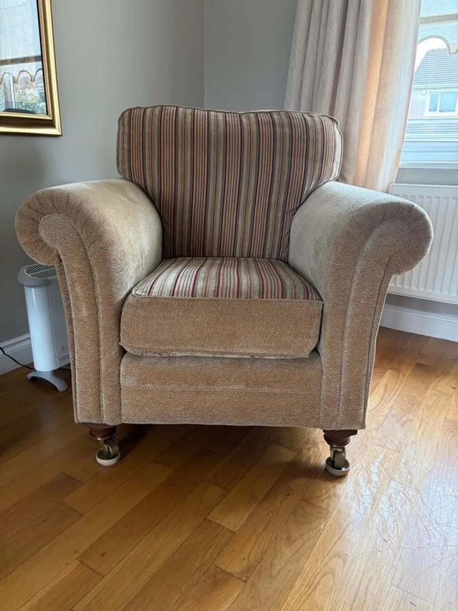 Armchair - Image 3