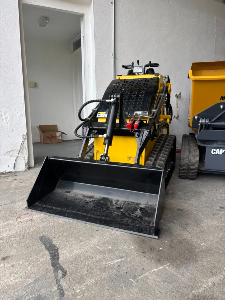 Delano T360 Tracked Pedestrian Skid Steer - Image 2