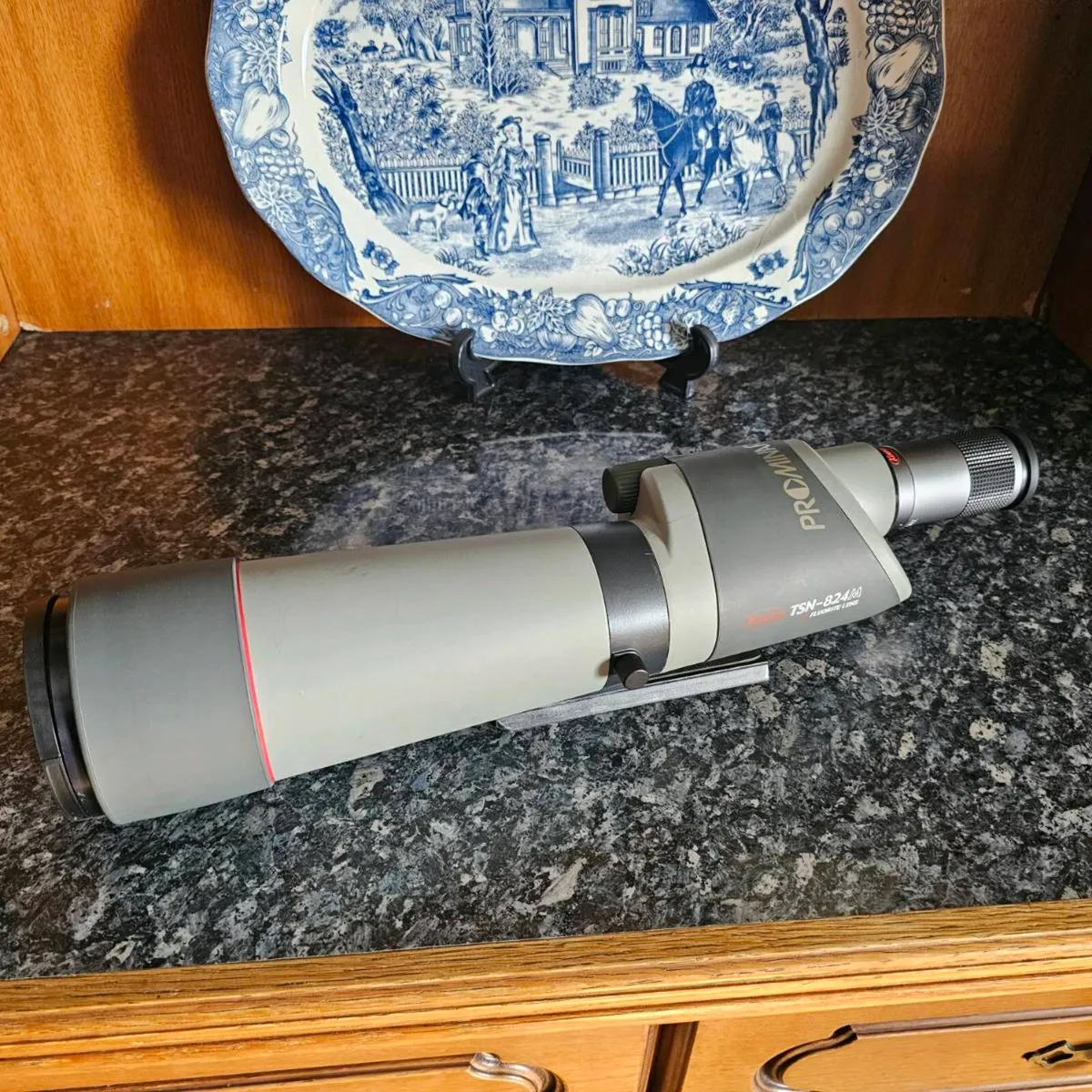 Kowa spotting scope telescope - Image 1