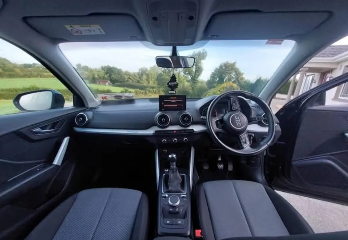 Audi Q2 30 TDI 116HP SE 4 DR - Image 4