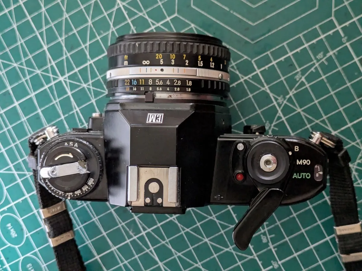 🎞️ Nikon EM SLR + 50mm 1.8 pancake lens - Image 2