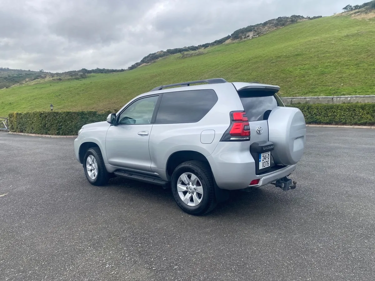 Toyota Land Cruiser 2024 - Image 2