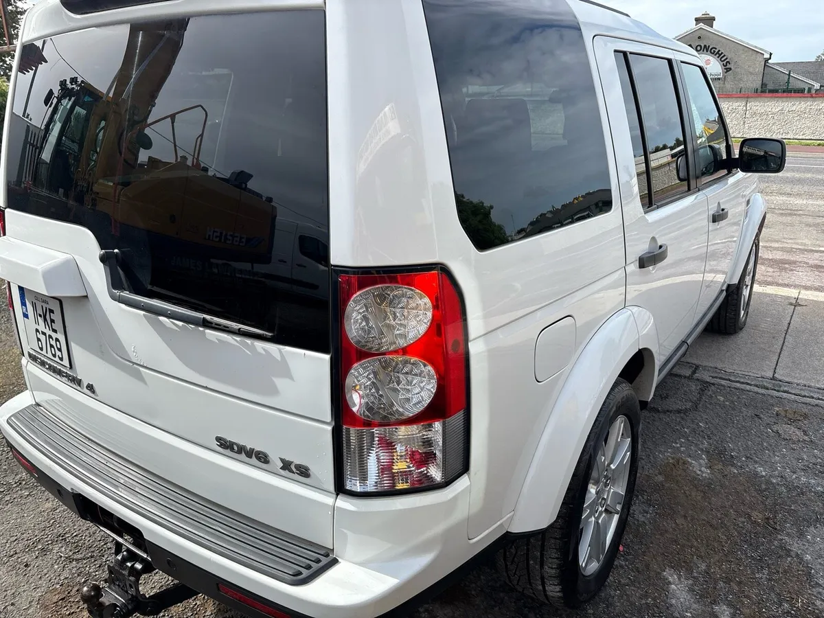 11 Landrover Discovery 5seat crew cab As new - Image 4