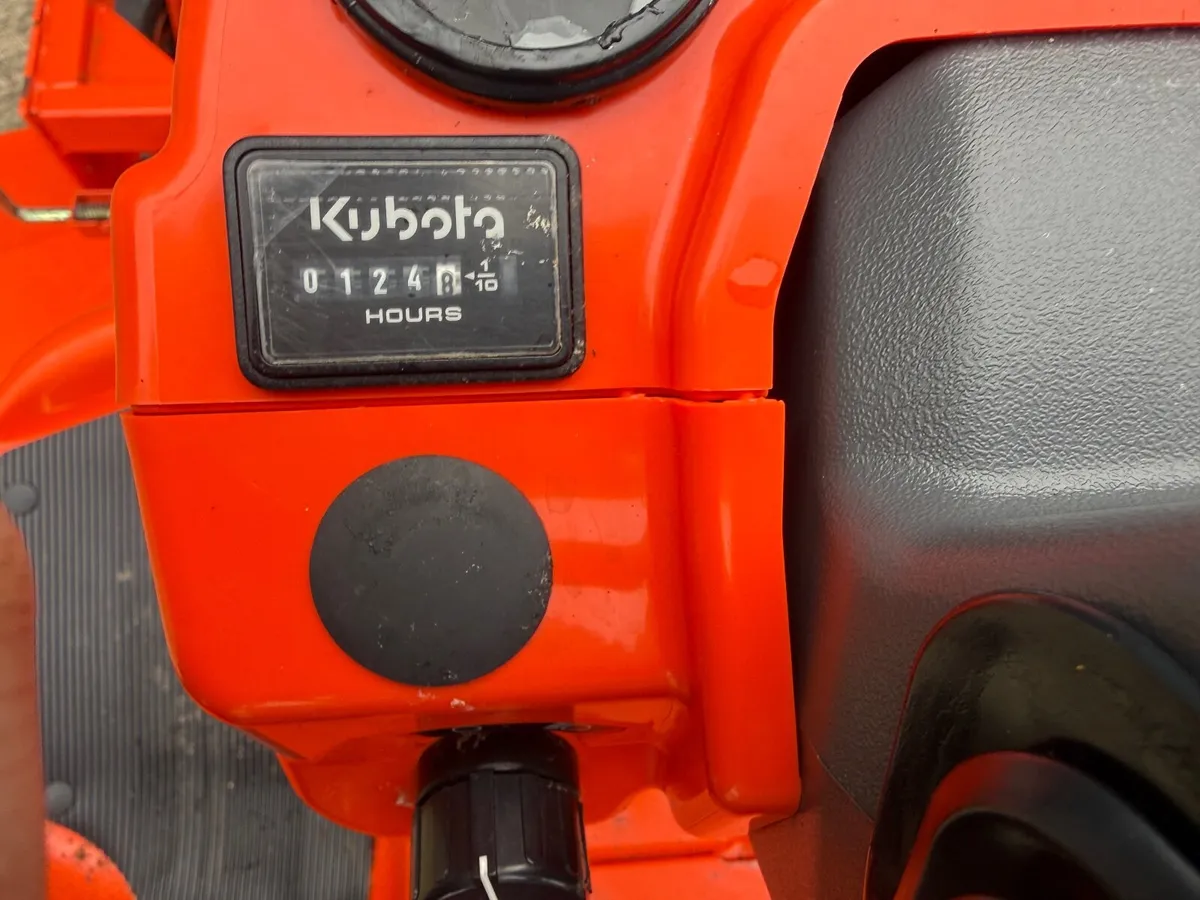 Kubota F3680 - Image 2