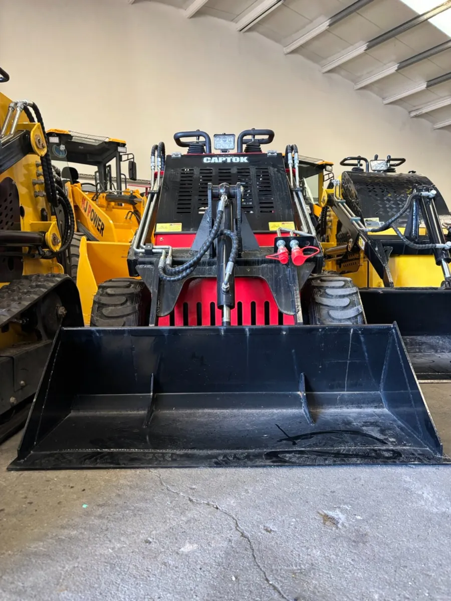 Captok CK-323TZD skid steer loader - Image 4