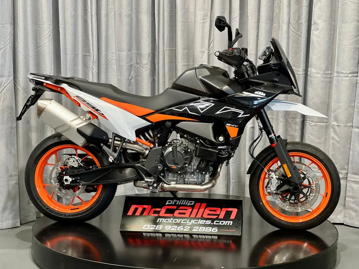 Ex-Demo 2024 KTM 890 SMT - Image 3
