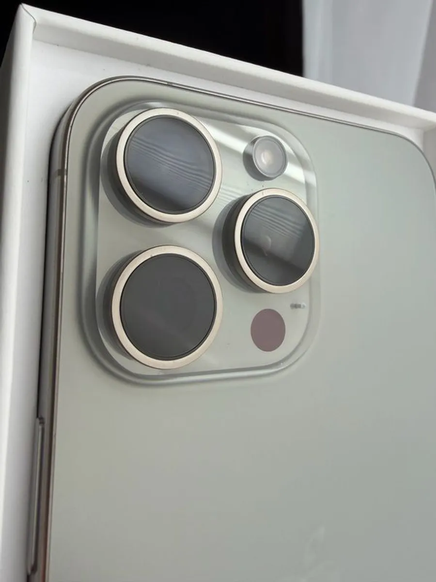 iPhone 15 pro Max 256 - Image 3