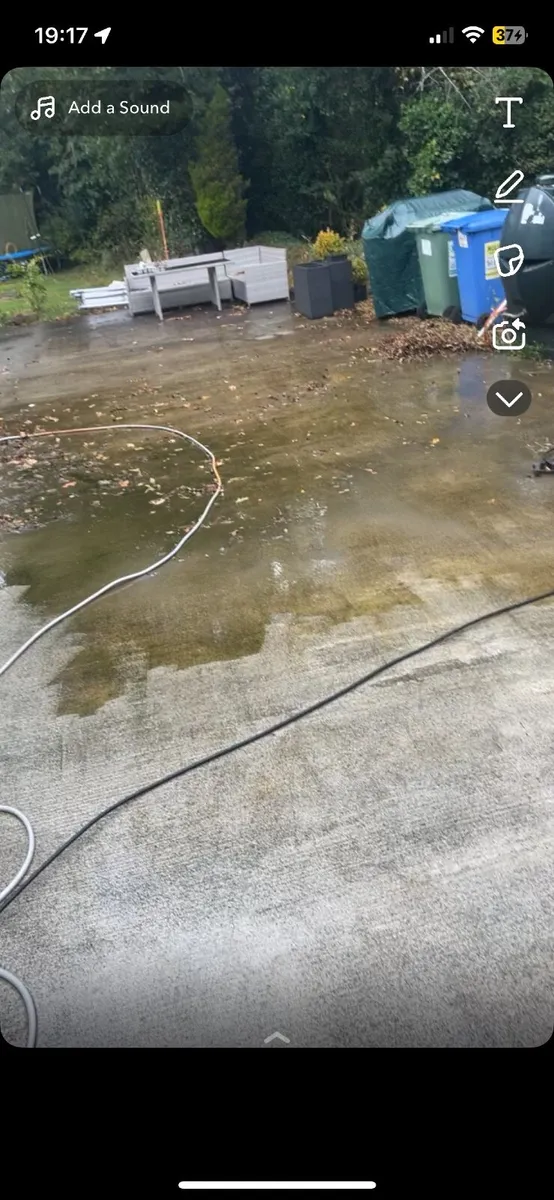 Power washing hedge cutting weed spraying - Image 3