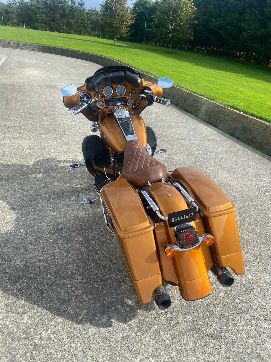 Motorcycle - Image 2