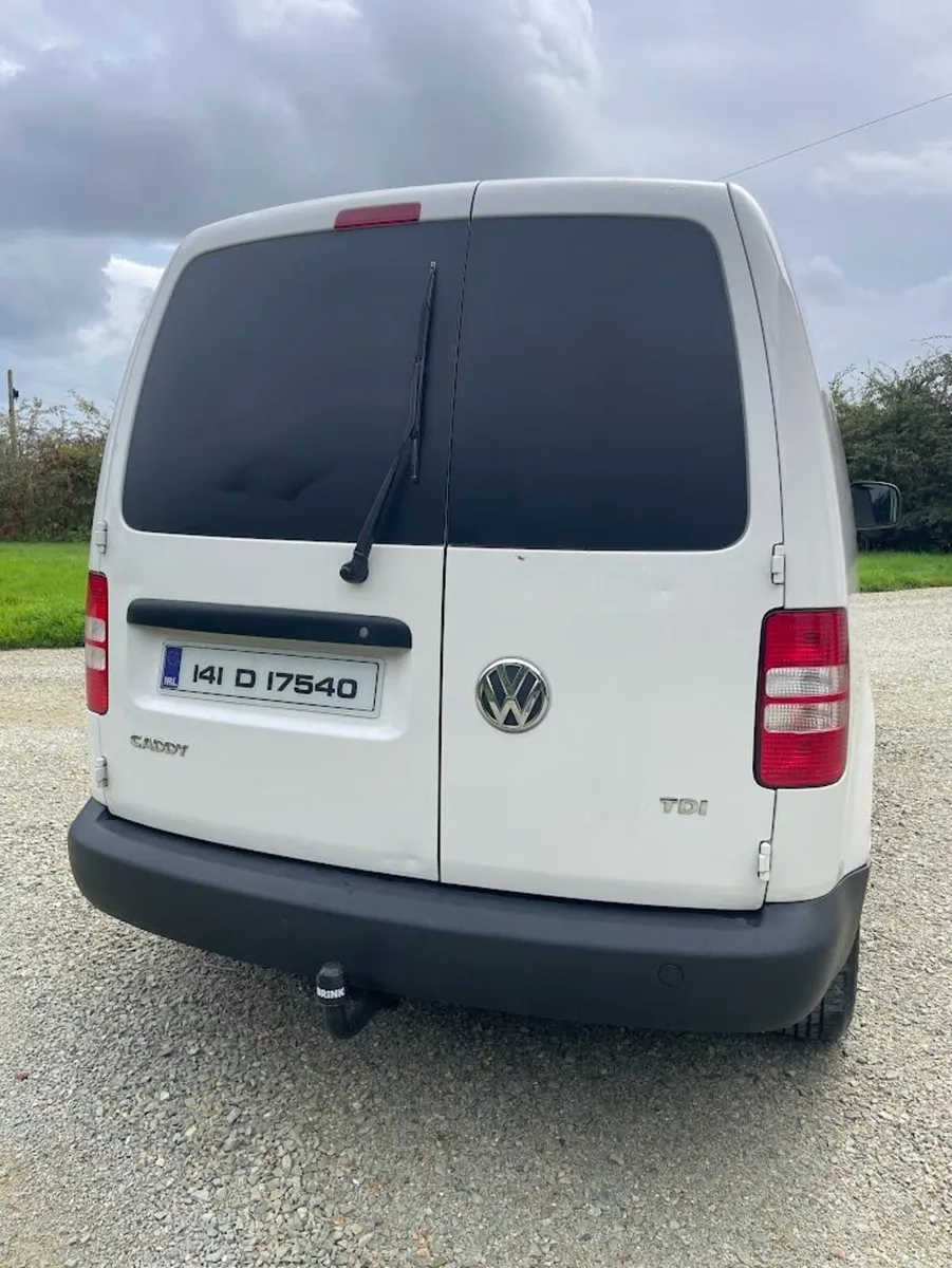 VW Caddy 2014 1.6tdi cvrt and tax - Image 3