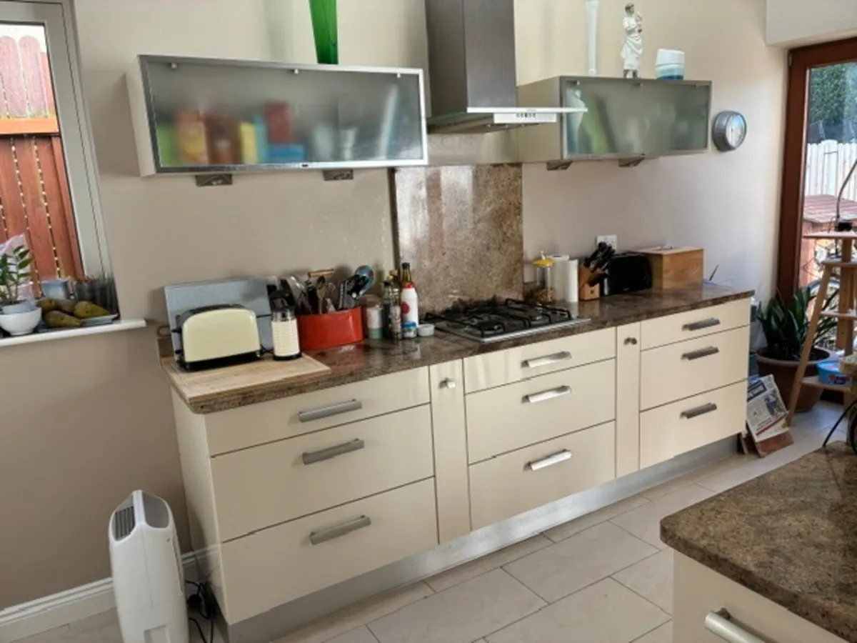 Kitchen - Image 3