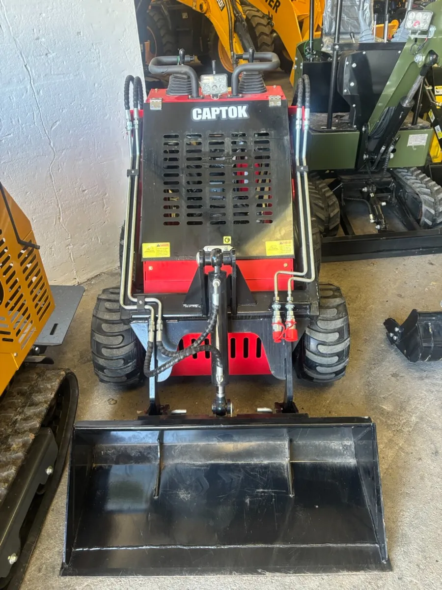 Captok CK-323TZD skid steer loader - Image 2