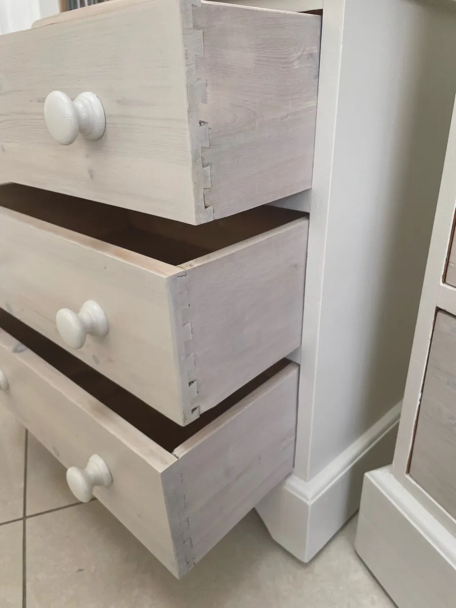 Bedroom Set - Image 4