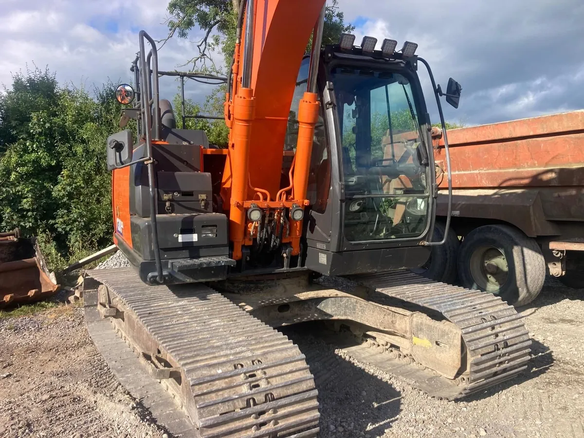 2017 Zaxis 130 LCN - Image 1