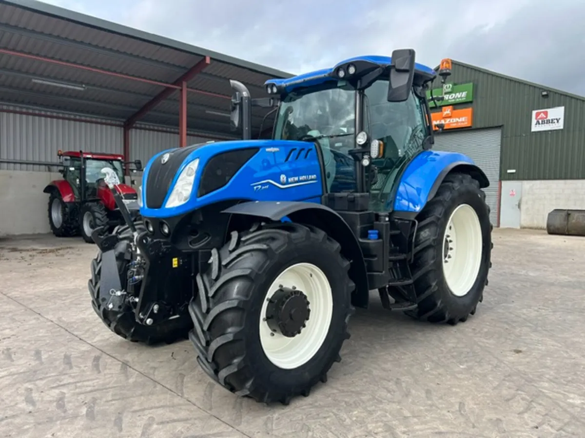 New Holland T7.245 - Image 1