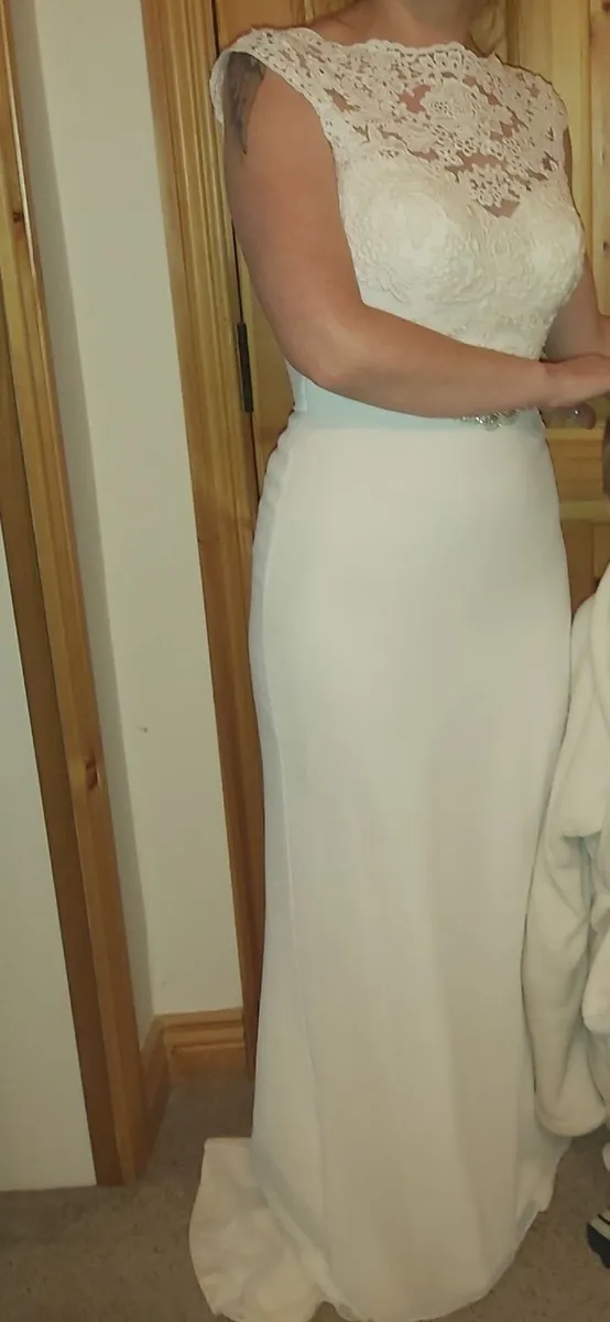 Wedding dress - Image 2