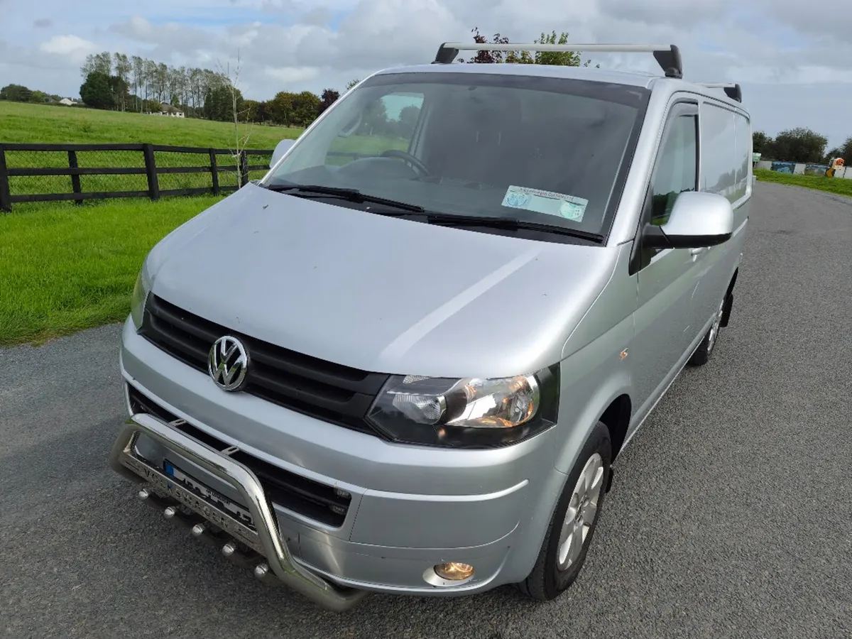 2015 Volkswagen Transporter T28 140TDI SWB 5DR - Image 3