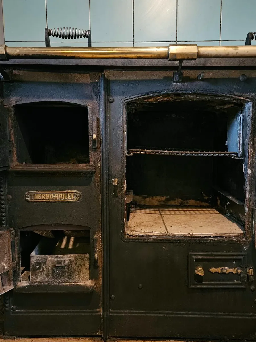 Morgan NO.9 Solid Fuel Range - Image 4