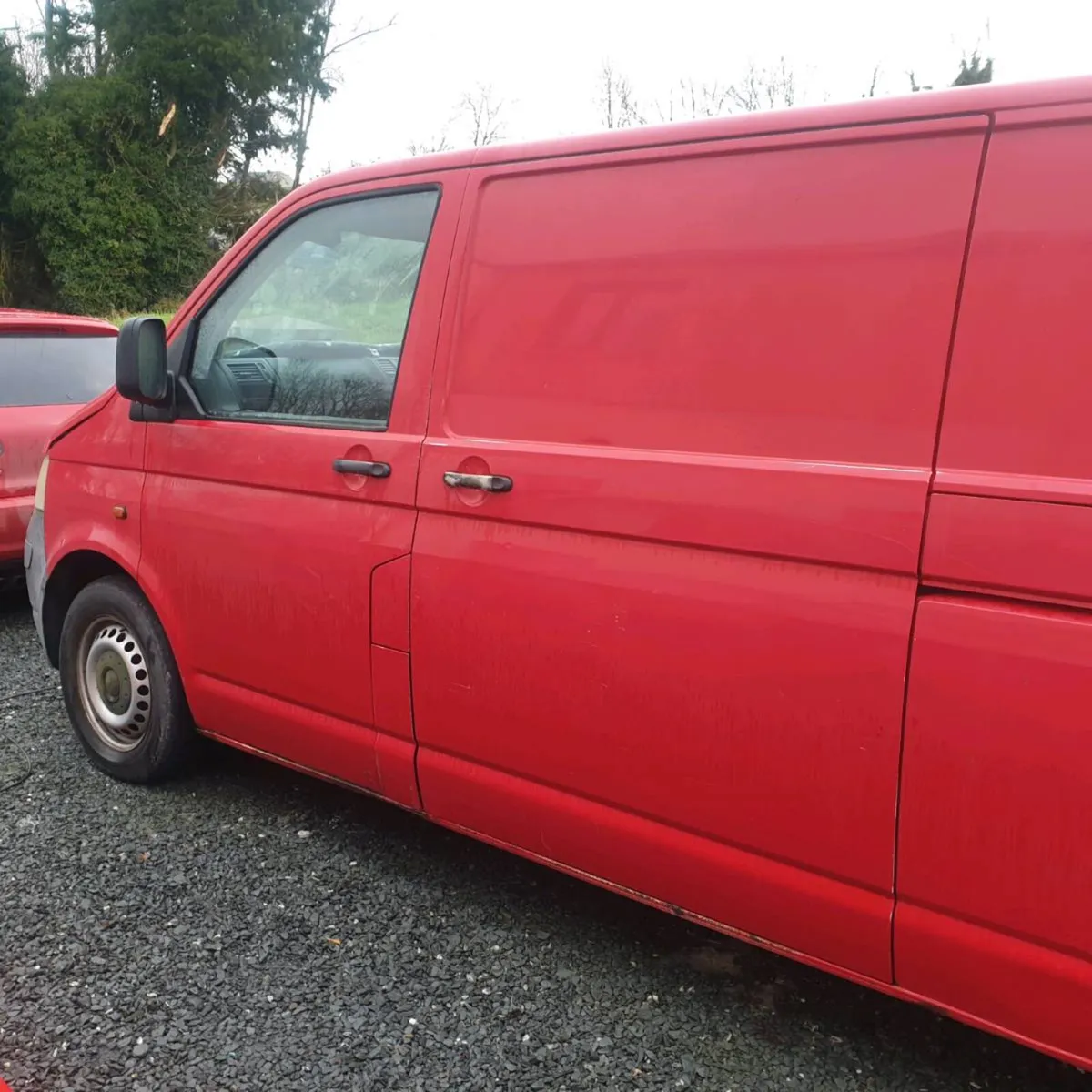Transporter van - Image 4