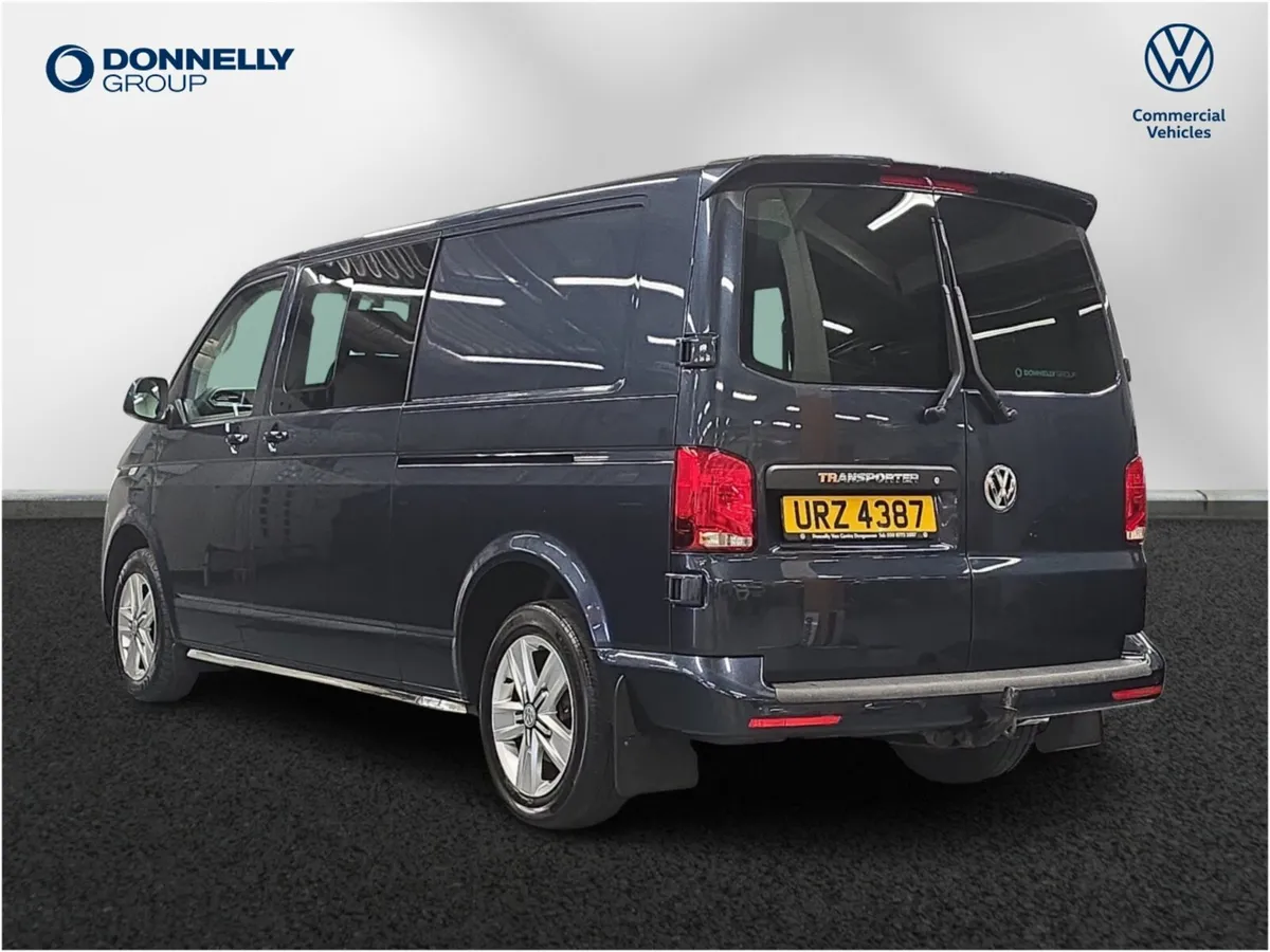 Volkswagen Transporter 2.0 TDI 150 Highline Kombi - Image 3