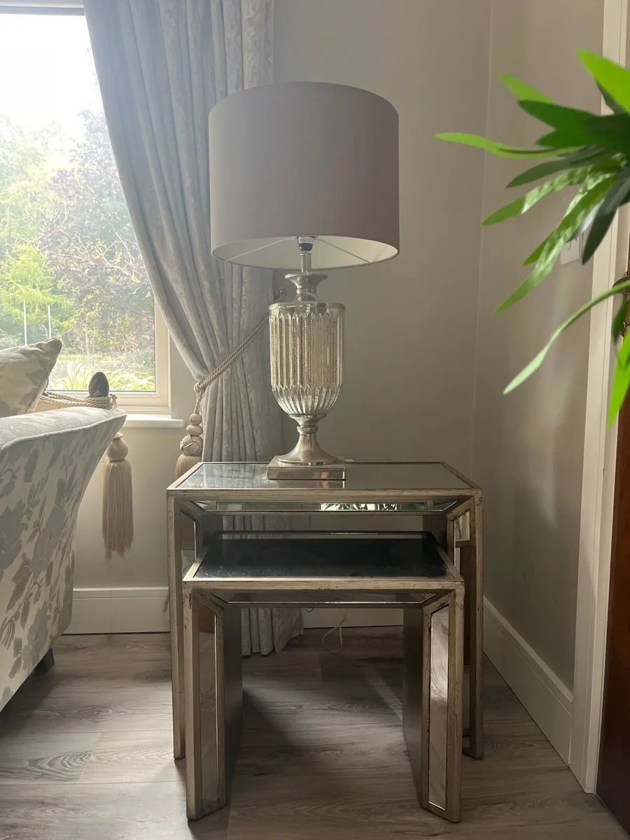 Shanleys Nest of Tables & Lamp - Image 1