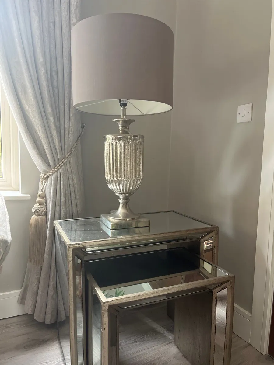 Shanleys Nest of Tables & Lamp - Image 3