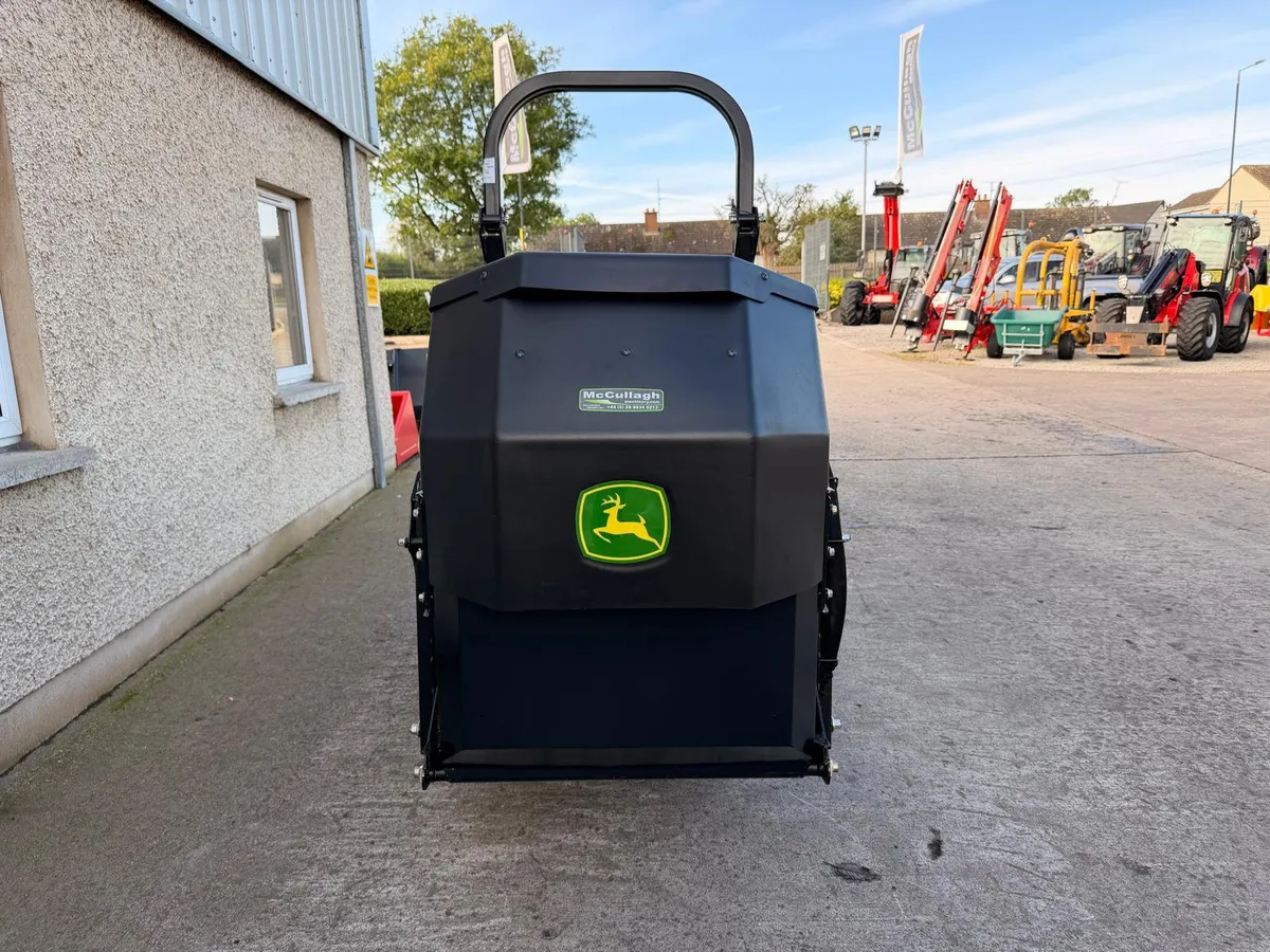 2024 John Deere 950R Diesel Lawn Mower - Image 2