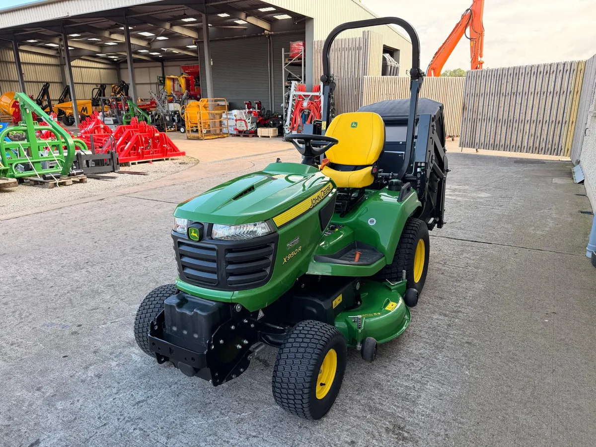 2024 John Deere 950R Diesel Lawn Mower - Image 4