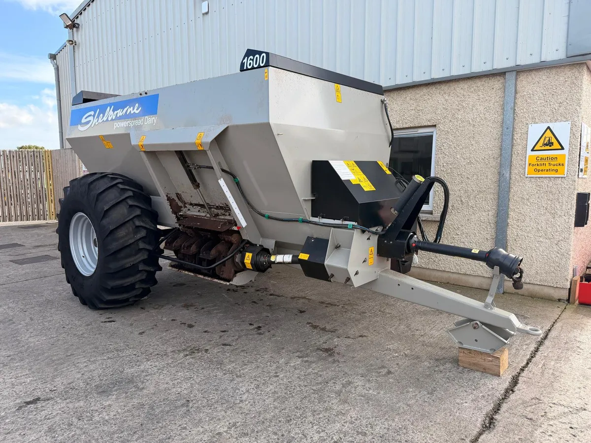 Shelbourne Powerspread 1600 Side Spreader - Image 1
