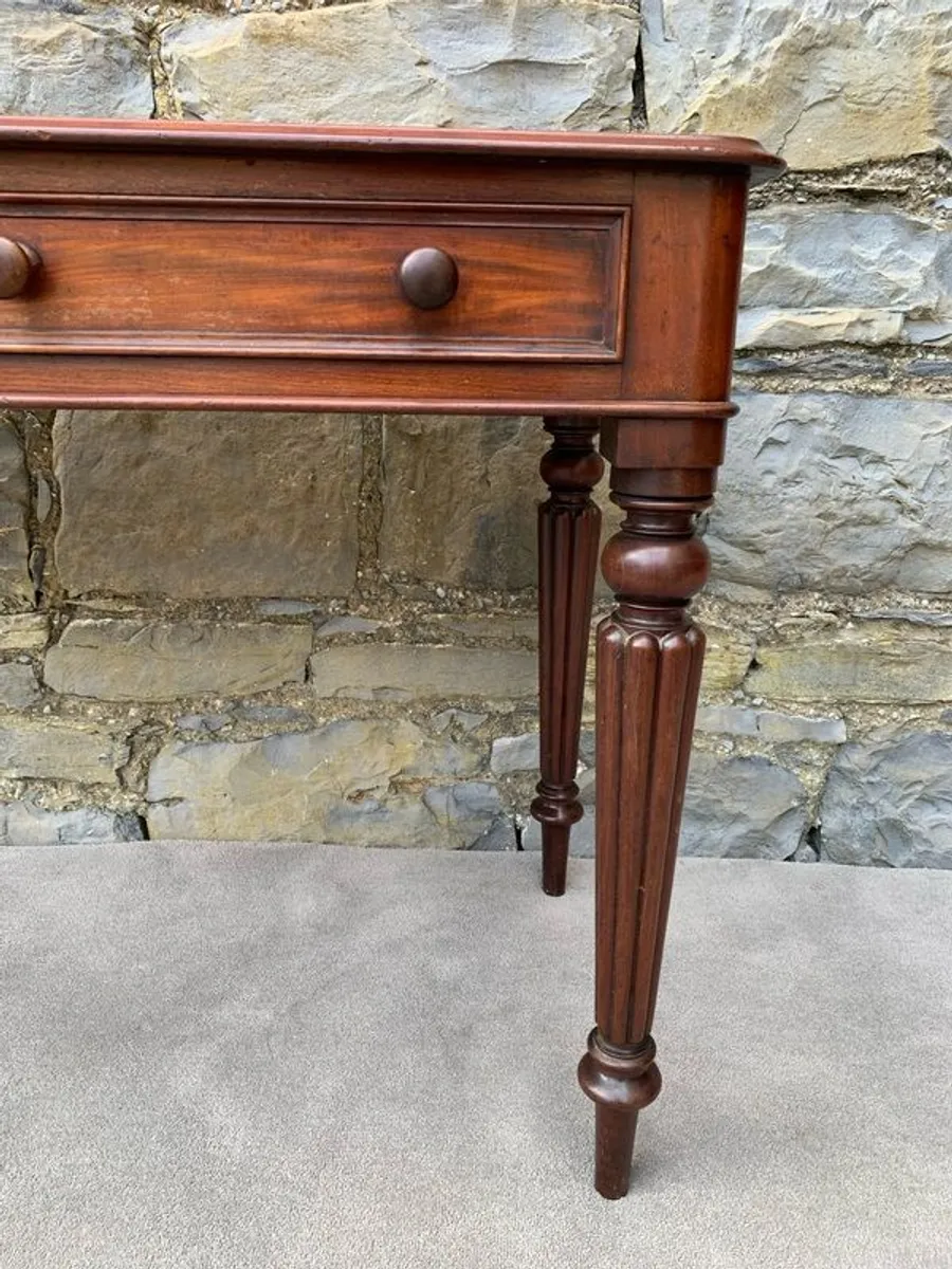 Victorian Mahogany Writing Table. - Image 2