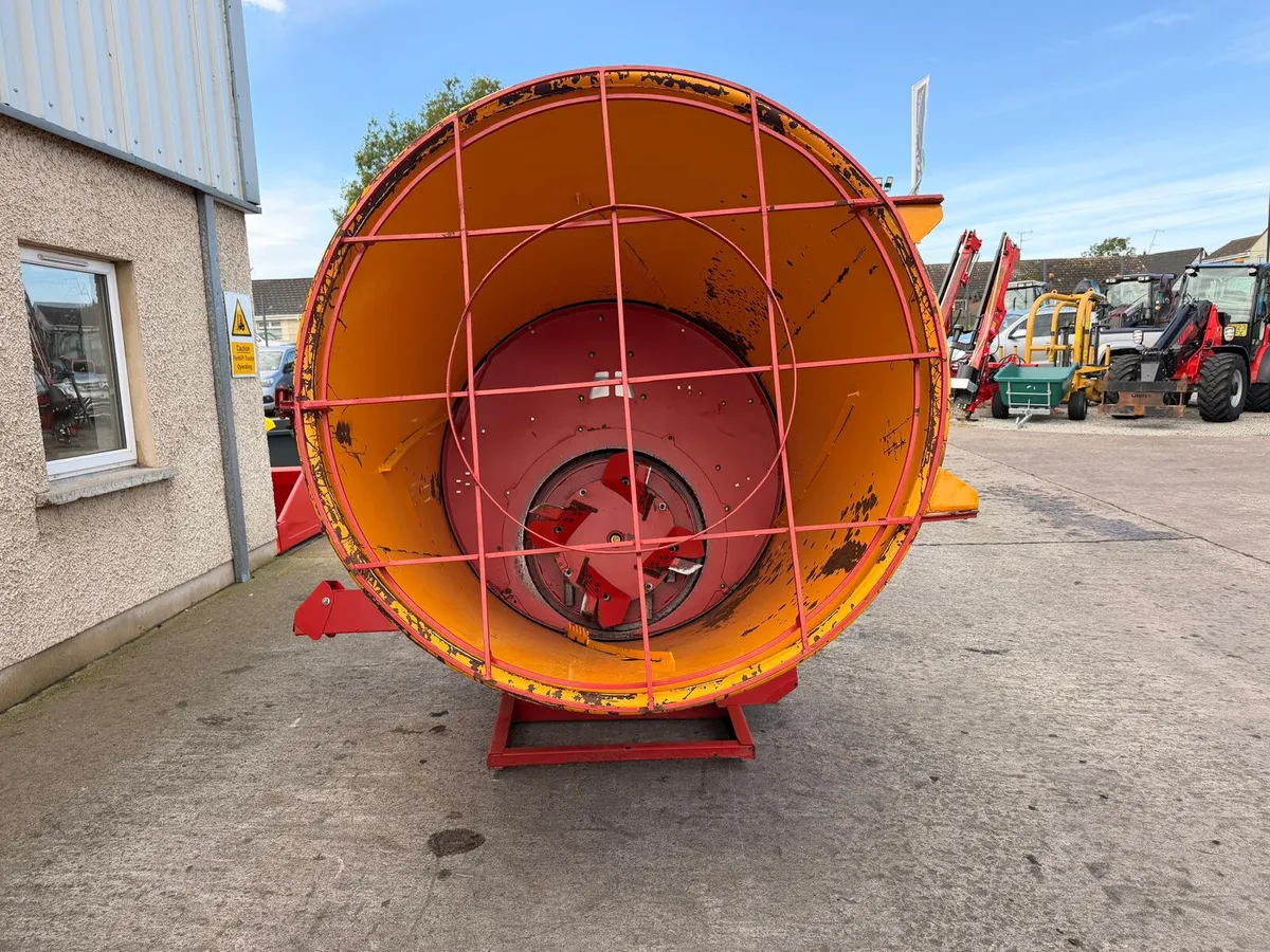 2018 Teagle 404 round bale chopper (straw only) - Image 2
