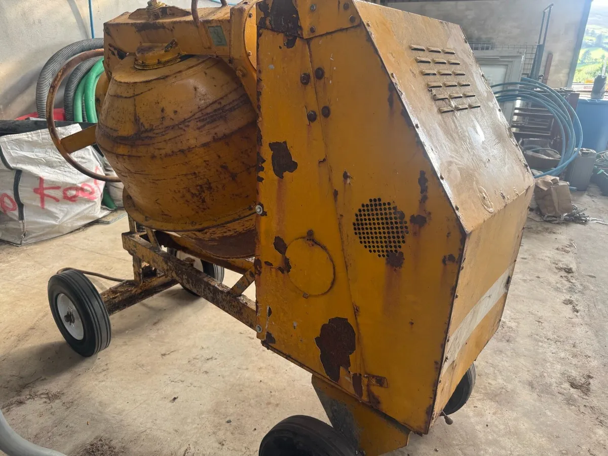 Cement Mixer - Image 2